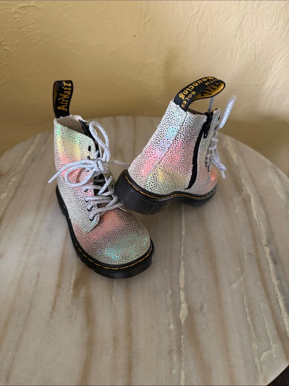 Dr. Martens Kids Iridescent Pastel Lace-Up Boots